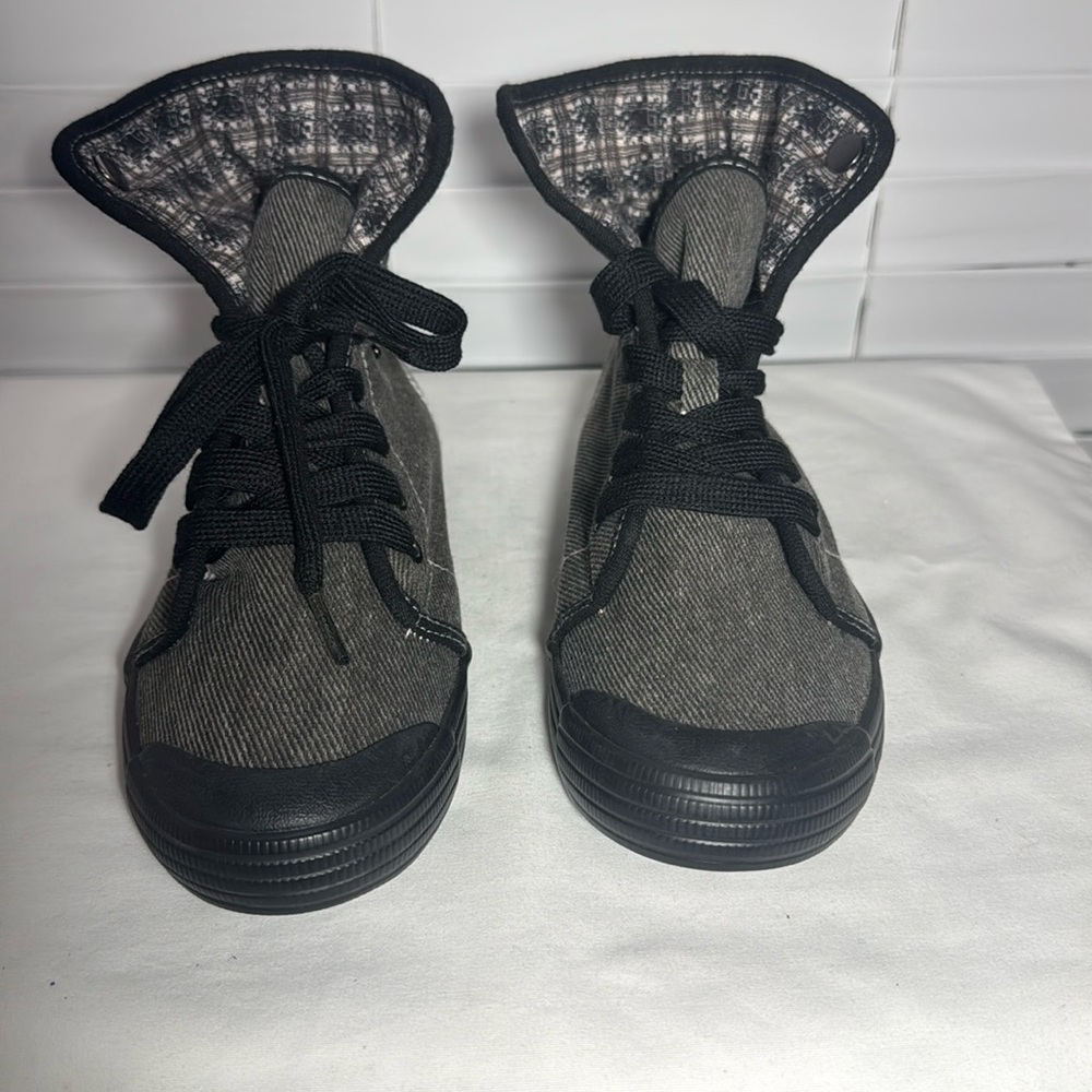 Rocket Dog Sneaker
